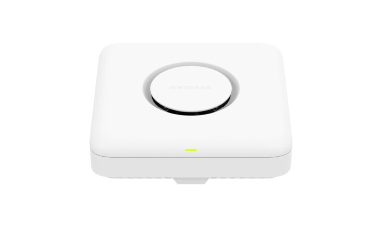 NETGEAR WBE758 11530 Mbit/s White Power over Ethernet (PoE)